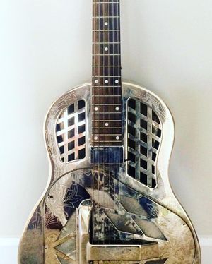Image post by @thegeorgehage on Instagram