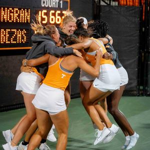 Image post by @vol_wtennis on Instagram