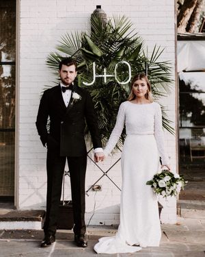 Image post by @theknot on Instagram