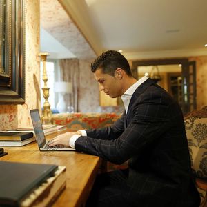 Image post by @cristiano on Instagram