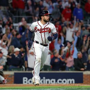 Image post by @losbravos on Instagram