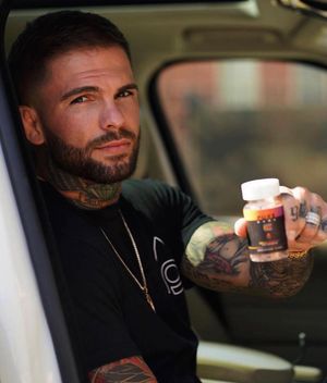 Image post by @cody_nolove on Instagram