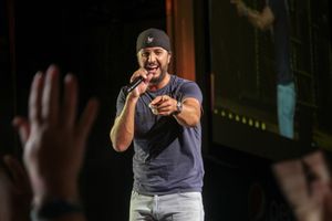 Image post by @lukebryan on Instagram