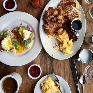 Image post by @onlyinsf on Instagram