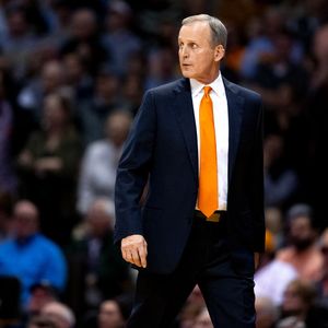 Image post by @vol_hoops on Instagram