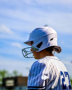 Image post by @yalesoftball on Instagram