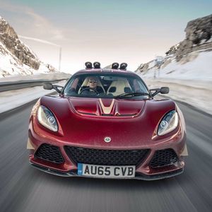 Image post by @lotuscars on Instagram