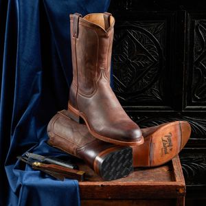 Image post by @tonylamaboots on Instagram