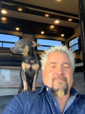 Image post by @GuyFieri on Twitter