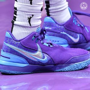 Image post by @la_sparks on Instagram
