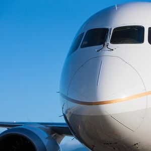 Image post by @united on Instagram