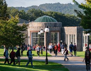 Image post by @marist on Instagram