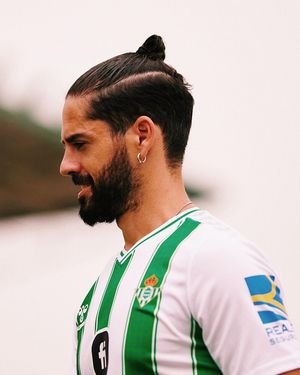 Image post by @football__hqs on Instagram