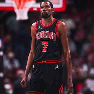 Image post by @chicago.sports.fans.daily on Instagram