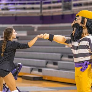 Image post by @ecuvb on Instagram