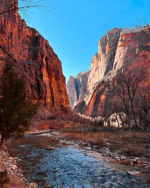 Image post by @photosbymacyw on Facebook