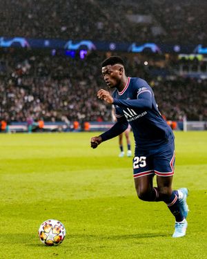 Image post by @psg on Instagram