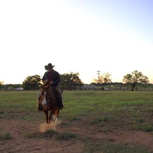 Image post by @schaeferoutfitter on Instagram