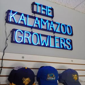 Image post by @kzoogrowlers on Instagram