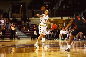 Image post by @cmumensbball on Instagram