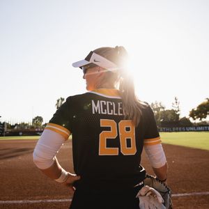 Image post by @leadsportsco on Instagram