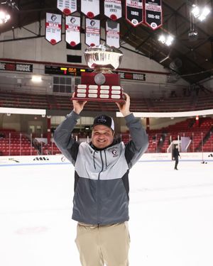 Image post by @gonuwhockey on Instagram