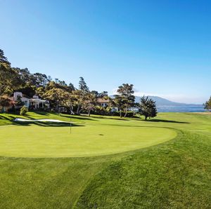 Image post by @pebblebeachresorts on Instagram