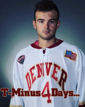 Image post by @du_hockey on Instagram
