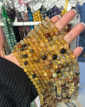 Image post by @beadcache on Instagram