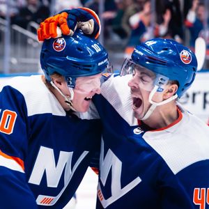 Image post by @nyislanders on Instagram