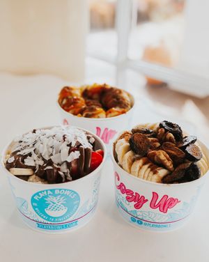 Image post by @playabowls on Instagram