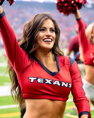 Image post by @texanscheerleaders on Instagram