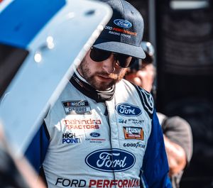 Image post by @stewarthaasracing on Instagram