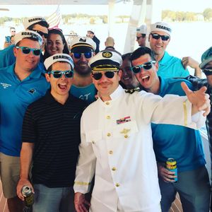 Image post by @roaringriot on Instagram