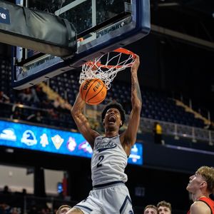 Image post by @muhawks on Instagram