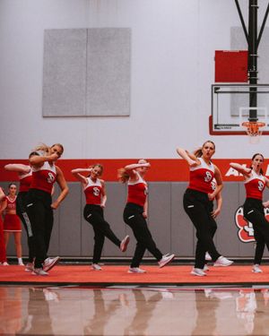 Image post by @usddance on Instagram