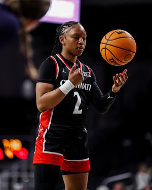 Image post by @gobearcatswbb on Instagram