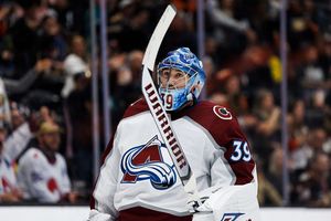 Image post by @avsworldfans on Instagram