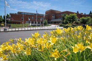 Image post by @uoregon on Instagram