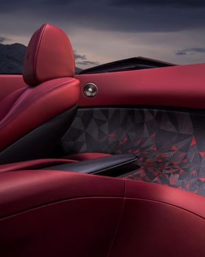 Image post by @rollsroycecars on Instagram