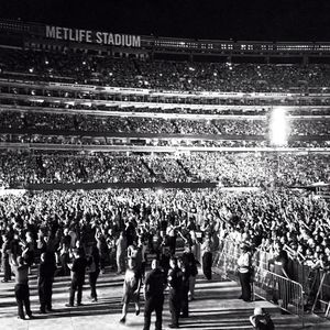 Image post by @metlifestadium on Instagram