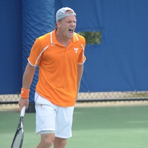 Image post by @vol_tennis on Instagram