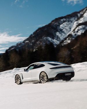 Image post by @prjct.alex on Facebook