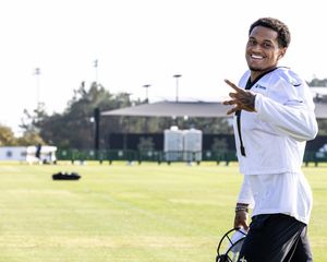 Image post by @Saints on Twitter