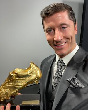 Image post by @fcbayern on Instagram