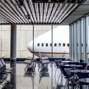 Image post by @united on Instagram