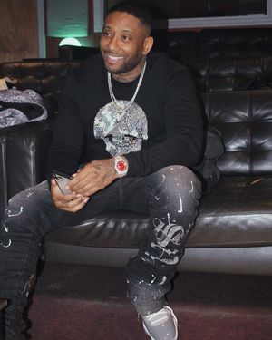 Image post by @mainohustlehard on Instagram