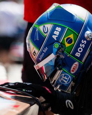 Image post by @lucasdigrassi on Instagram