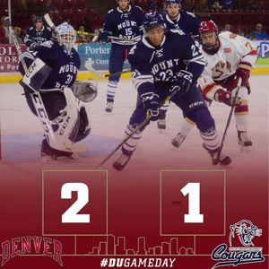 Image post by @du_hockey on Instagram