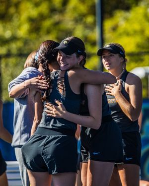 Image post by @unewhavenwten on Instagram